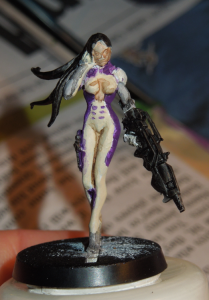 You will not stop me, o crappy second attempt at painting this gorgeous miniature.